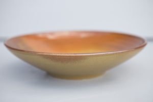 Grande assiette fabriquéé sur commande pour un restaurant à vannes