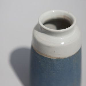 Vase grès bleu céramique fabriquée à vannes
