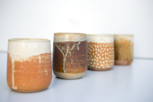 Tasse artisanale en grès terra cotta Terenko, fait main à Vannes dans le Morbihan